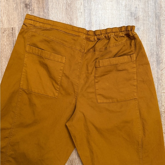 Pilcro • Anthropologie • Wide Leg High Waisted Cropped Pants - Picture 10 of 12